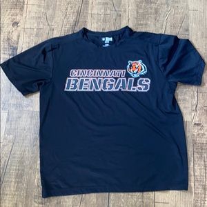 Cincinnati Bengals athletic shirt size Large